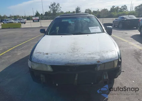 1999 Nissan Maxima Gle/Gxe/Se/Se-L из США, поврежденный, VIN JN1CA21D5XT801204